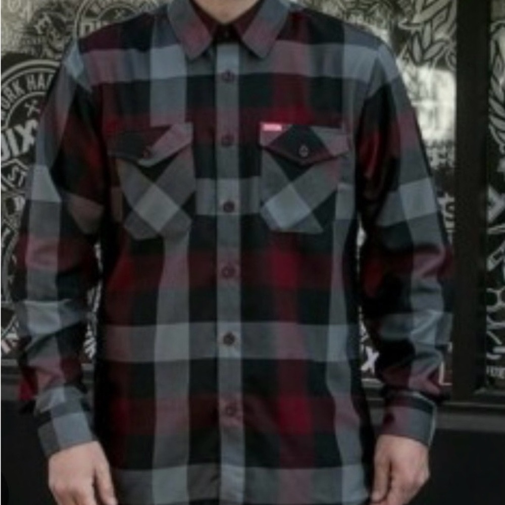 NWT. Dixxon. Plaid Brawler. Youth size XS.